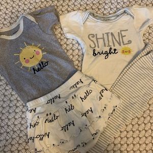 Gerber baby outfit set x2